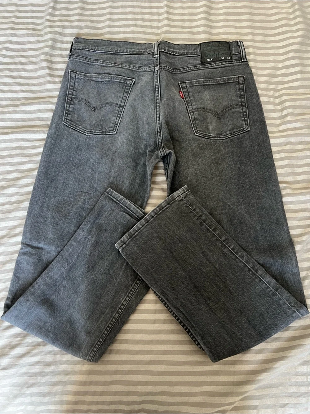 Levi's Wide-Leg Jeans in Washed Gray